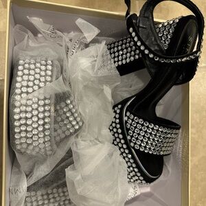 Simmi london bejeweled